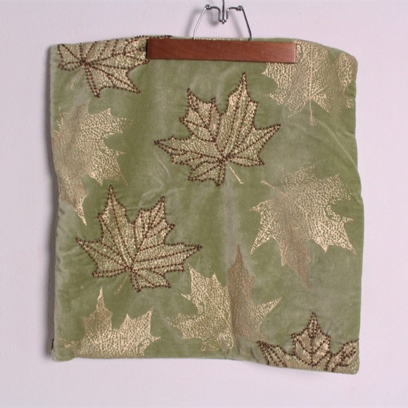 NWT Celerie Kemble Green Gold Beaded Leaf Pillow - Picture 1 of 4